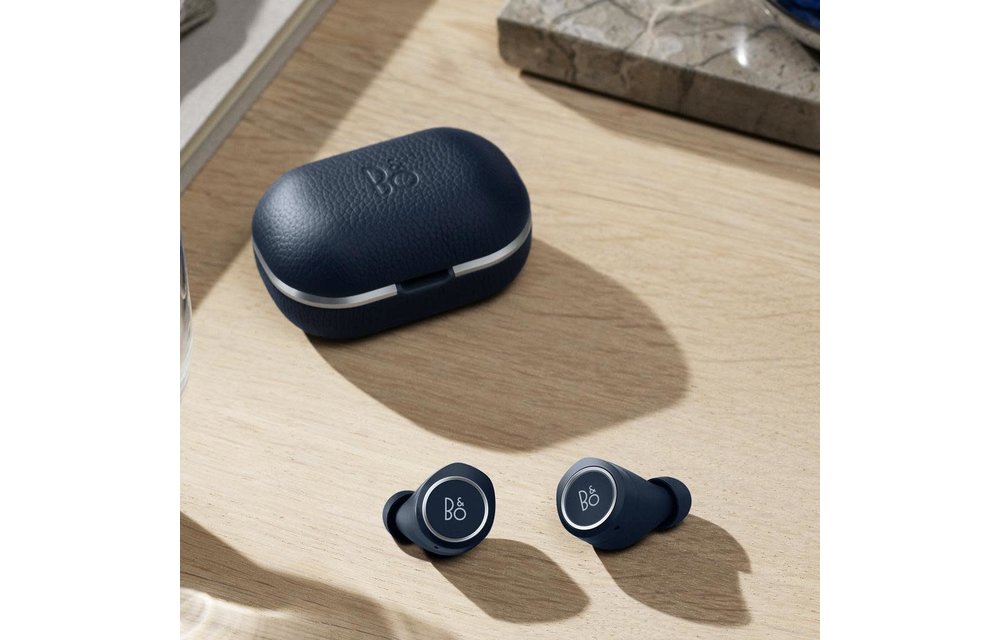 Bang & Olufsen BeoPlay E8 2.0 (2nd Gen) True Wireless Earbuds - Indigo Blue