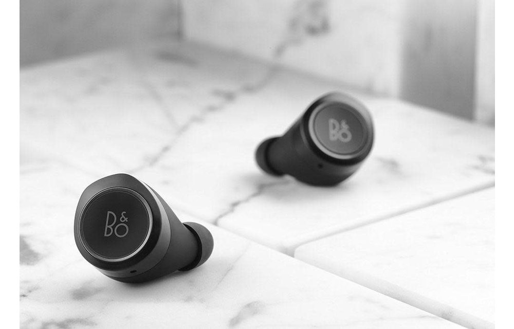 Bang & Olufsen BeoPlay E8 Premium True Wireless Earbuds - Black