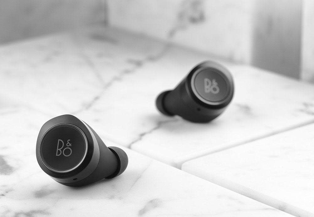 Bang & Olufsen BeoPlay E8 Premium True Wireless Earbuds - Black