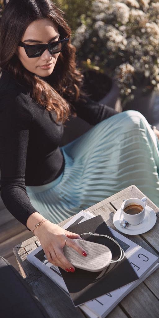 Bang & Olufsen Beoplay P2 Bluetooth Speaker With Microphone - Sand Stone