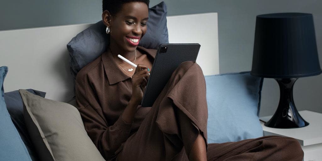 Pitaka Aramid Karbon Fiber MagEZ Case for iPad Pro 12.9” 4th-Gen (fit Smart/MagicKeyboard) - Black/Grey Twill