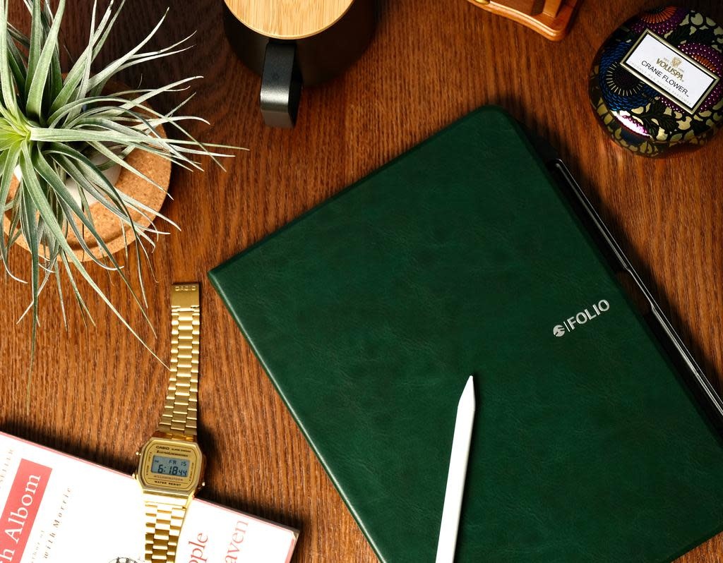 SwitchEasy CoverBuddy Folio Lite Case for iPad Pro 11" 2nd-Gen - Army green