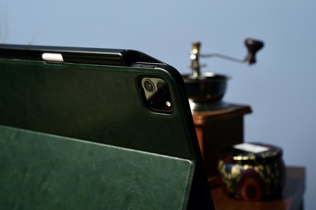 SwitchEasy CoverBuddy Folio Lite Case for iPad Pro 11" 2nd-Gen - Army green