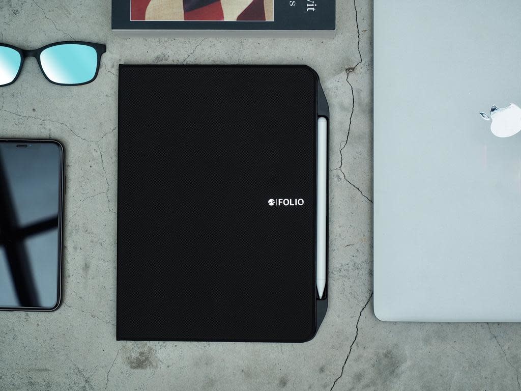 SwitchEasy CoverBuddy Folio Lite Case for iPad Pro 11" 2nd-Gen - Black