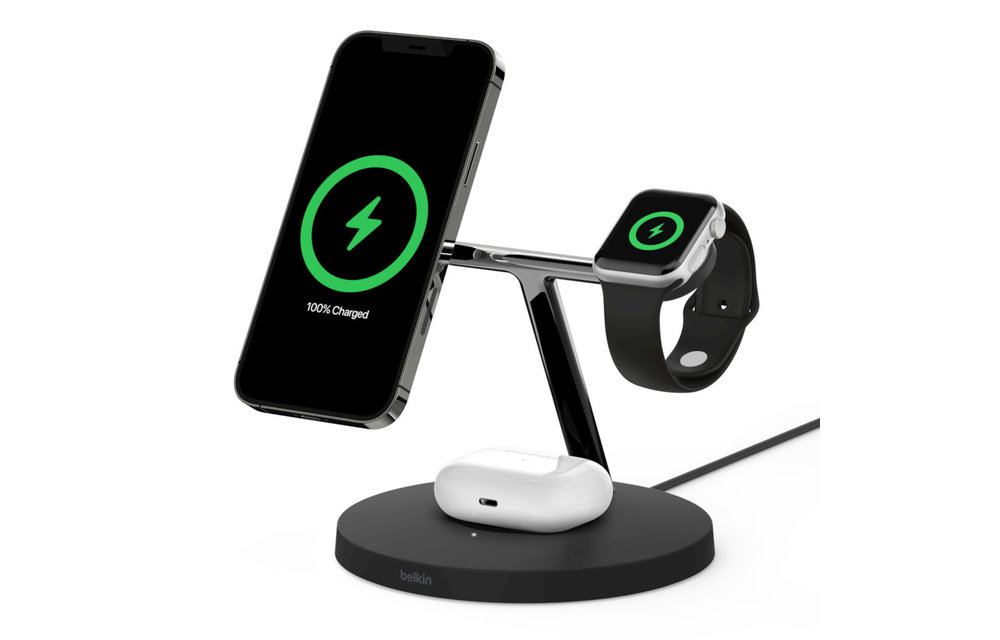 Belkin Boost Charge Pro 3-In-1 MagSafe Wireless Charging Stand UK Plug - Black