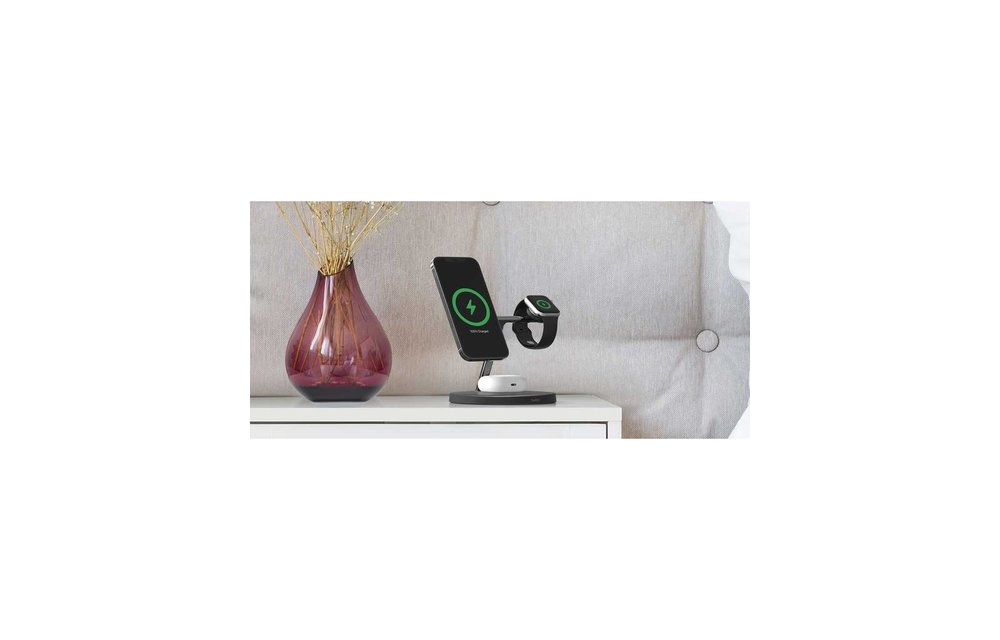 Belkin Boost Charge Pro 3-In-1 MagSafe Wireless Charging Stand - Black