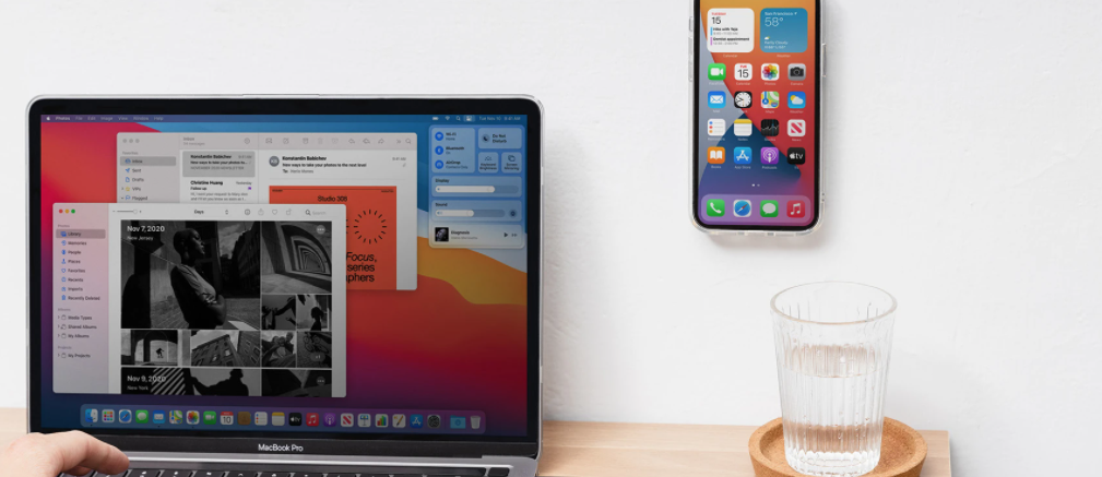 SwitchEasy MagPoka Magnetic Wall Mount Pad with MagSafe for iPhone 12 Series - Marble