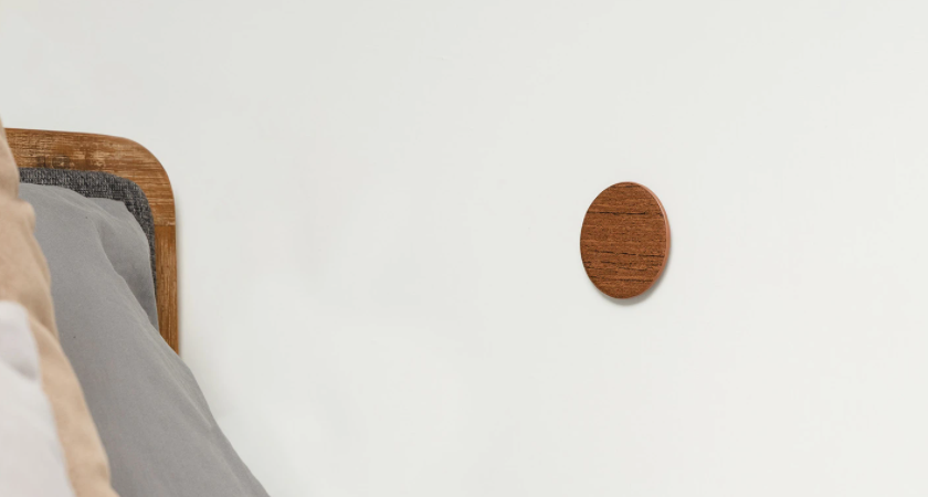 SwitchEasy MagPoka Magnetic Wall Mount Pad with MagSafe for iPhone 12 Series - Wood