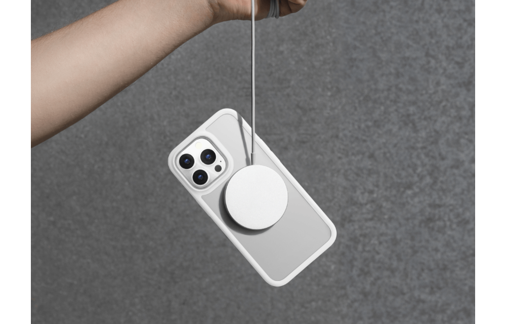 SwitchEasy Aero Plus Ultra Light Shockproof Case for iPhone 14/13 - Clear Black