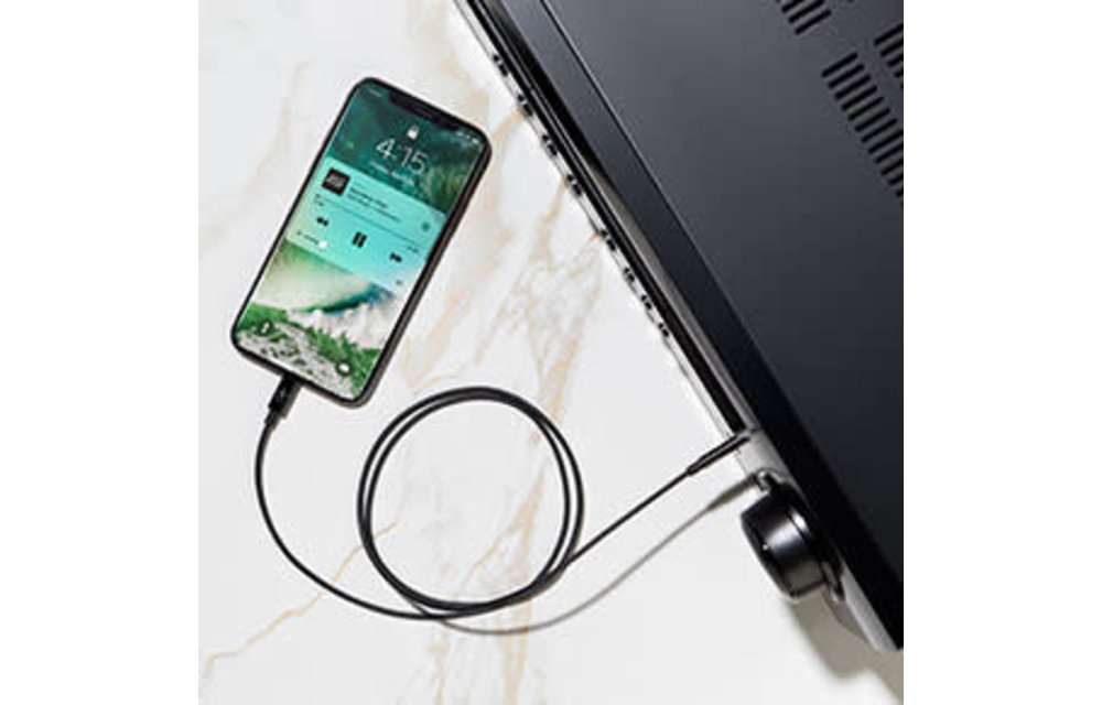 Belkin Apple Lightning to 3.5mm Aux Cable 6ft/1.8m - Black