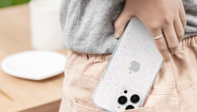 SwitchEasy Starfield Case For iPhone 13 Pro  - Happy park