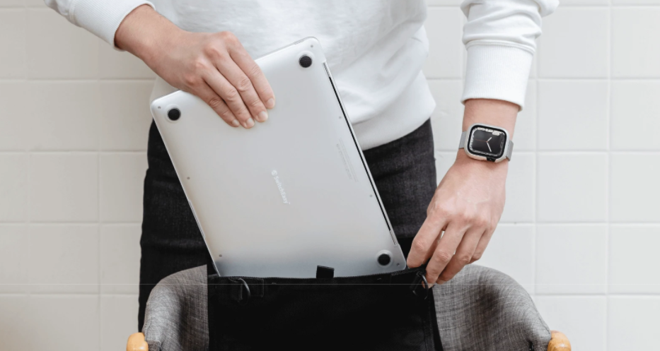 SwitchEasy Nude Case For Apple MacBook Pro 16" (M1/M2/M3/M4) - Transparent