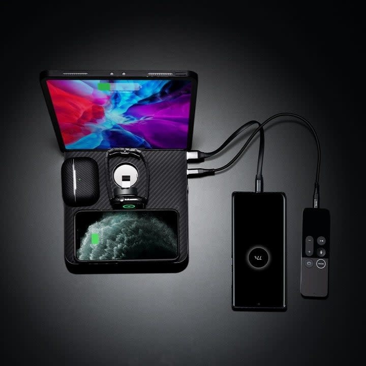 Pitaka Air Omani Ultimate Wireless Charging Satation 6-in-1 Charging Dock  - Aramid Fiber