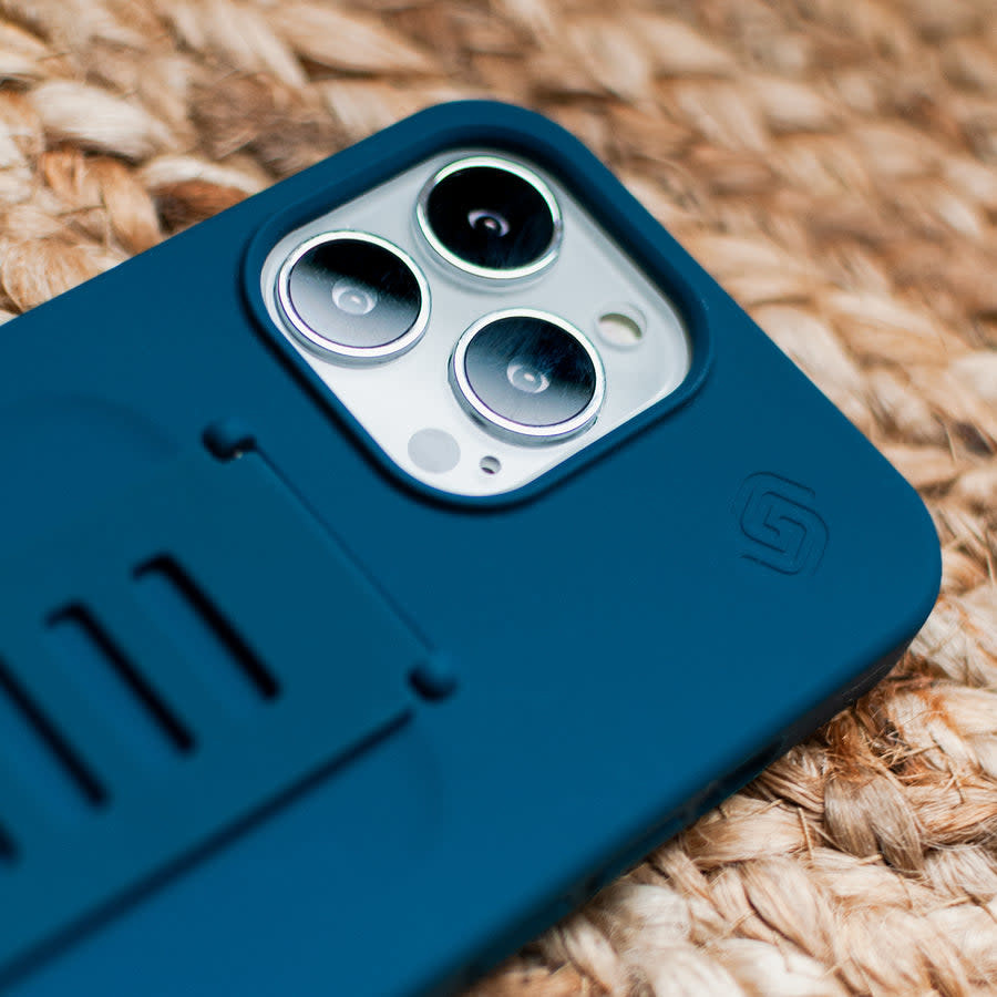 Grip2u Silicone Case for Apple iPhone 13 Pro - Navy