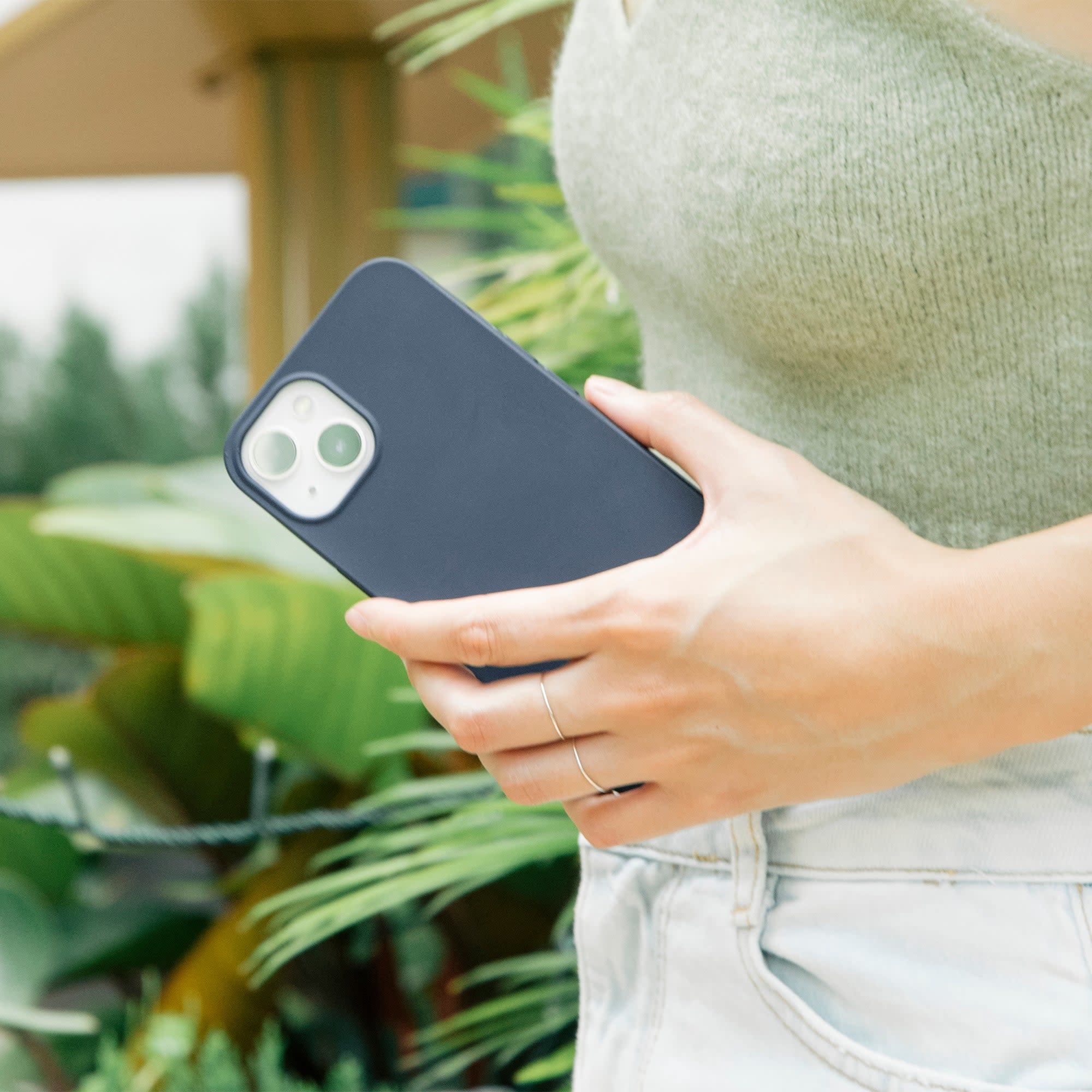 Native Union Clic Pop Magnetic Case for Apple iPhone 13 Pro - Navy