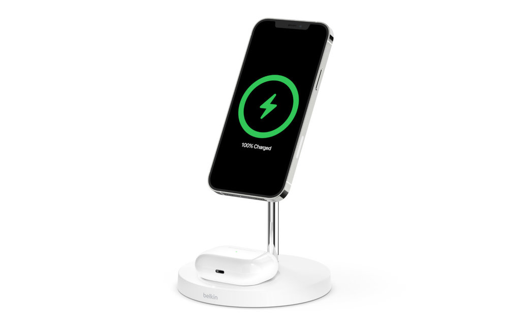 Belkin Boost Charge Pro 2-In-1 MagSafe Wireless Charging Stand UK Plug - White