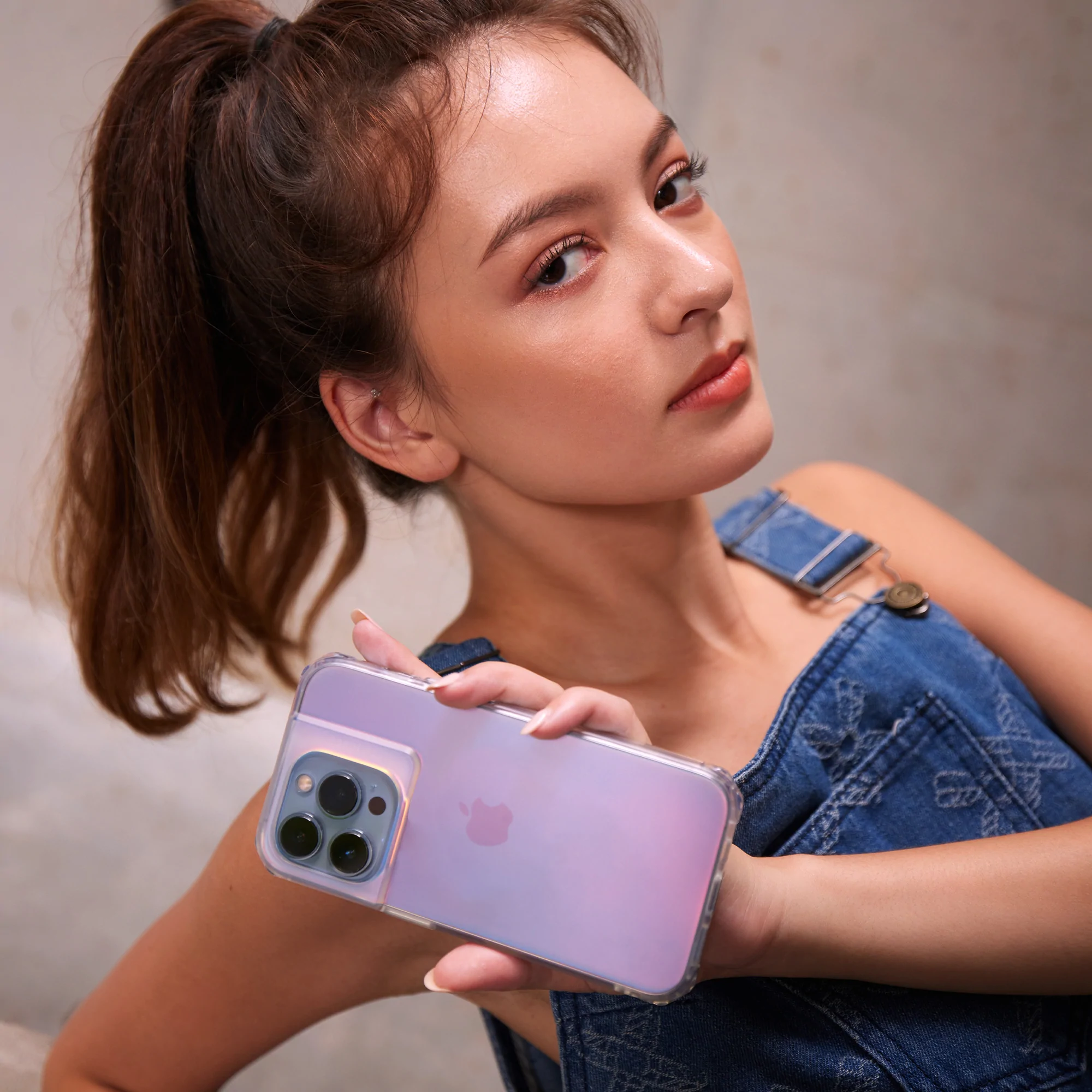 Buttercase Seer Protective Case For iPhone 14 Plus - Bubble