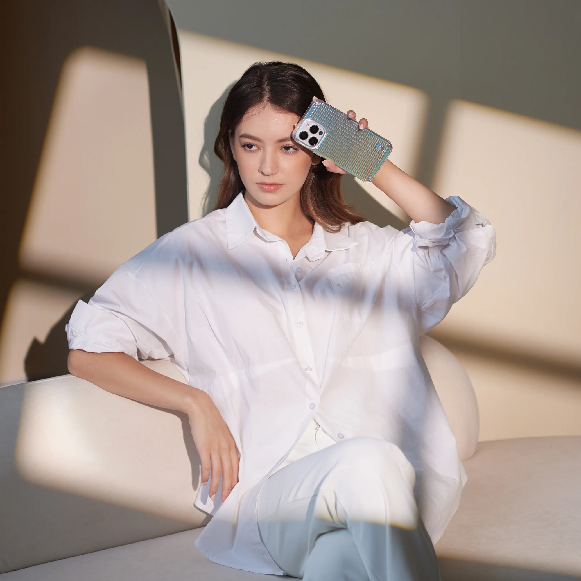 Buttercase Remo Protection Case For iPhone 14/13 - Iridescent