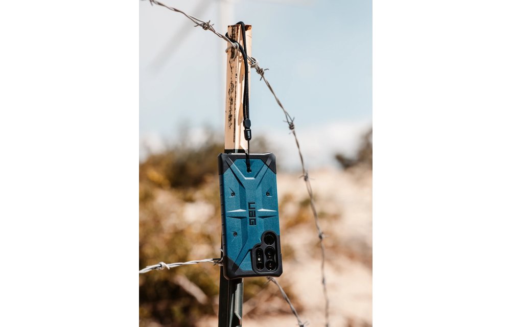 UAG Pathfinder Case for Samsung Galaxy S22 Ultra - Silver