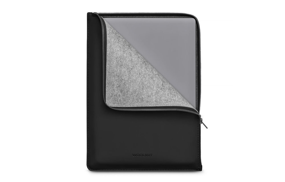 Woolnut Coated Folio Sleeve for MacBook 15" / 16" - Black