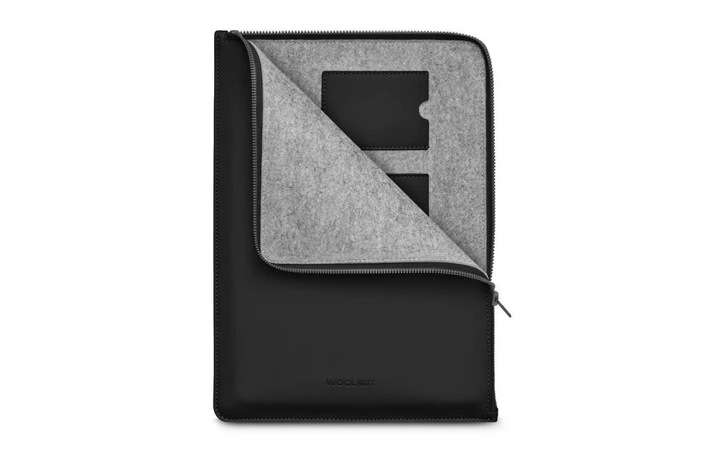 Woolnut Coated Folio Sleeve for MacBook 15" / 16" - Black
