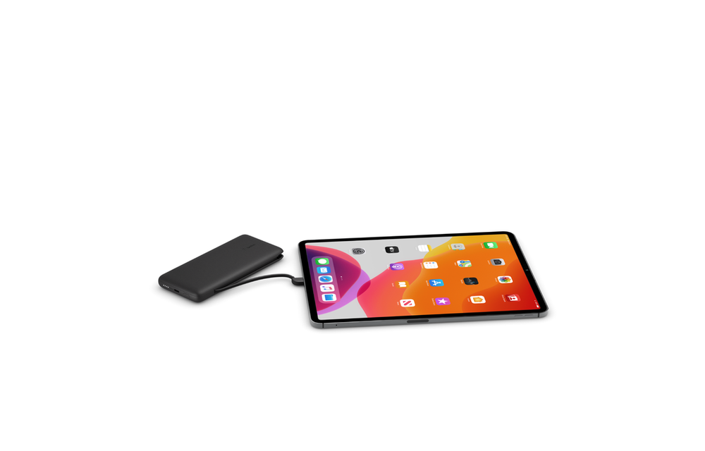 Belkin Boost Charge Plus 10K PD Power Bank With Integrated Two Cables (Lightning & USB C) - Black