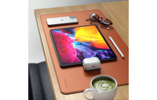 Satechi USB-C Wireless Charging Dock for AirPods