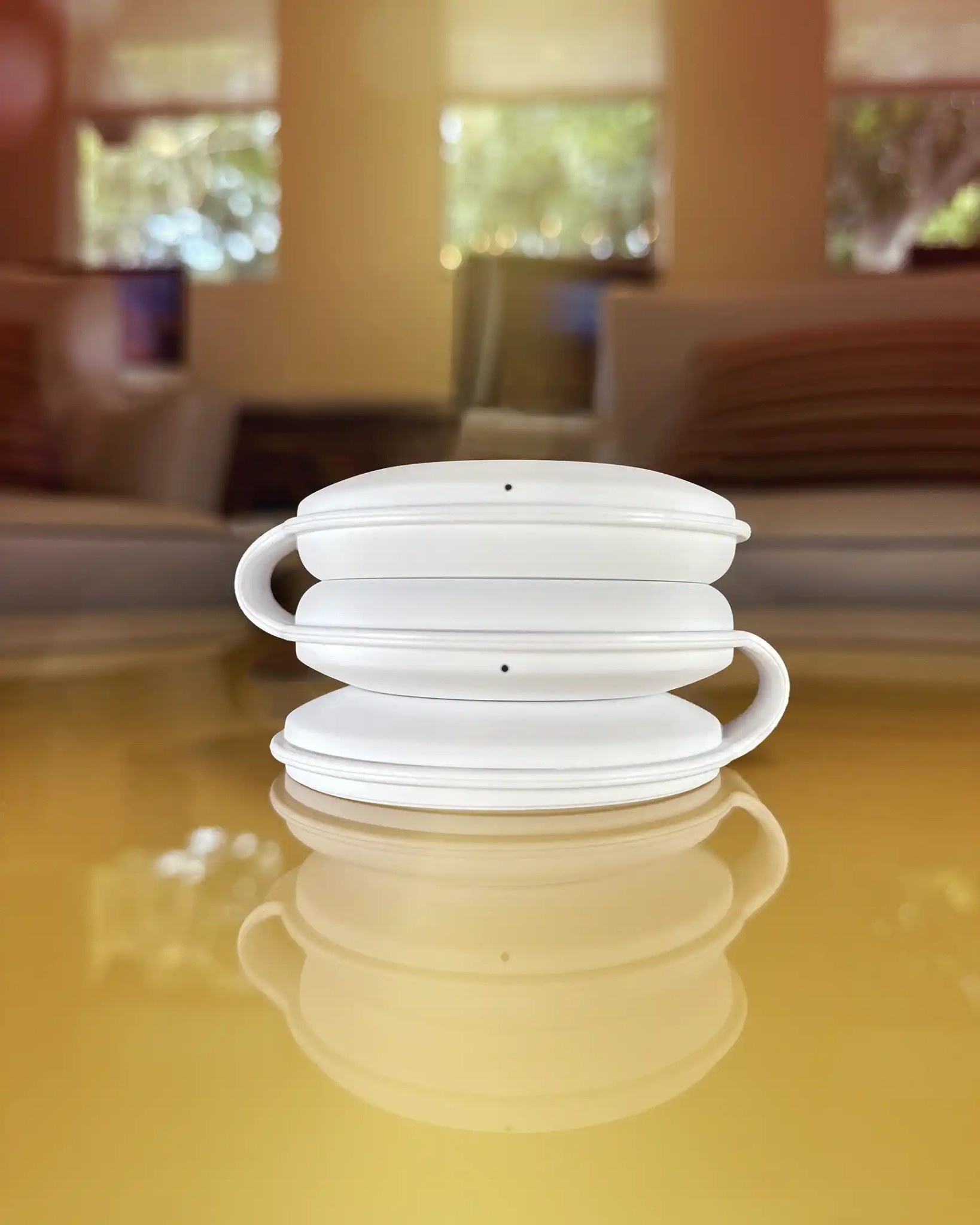 TYLT 3 in 1 MagSafe Wireless Charging Stand - White