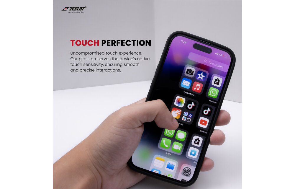 Zeelot 2.5D+ Solidsleek Screen Protector for iPhone 15 - Matte