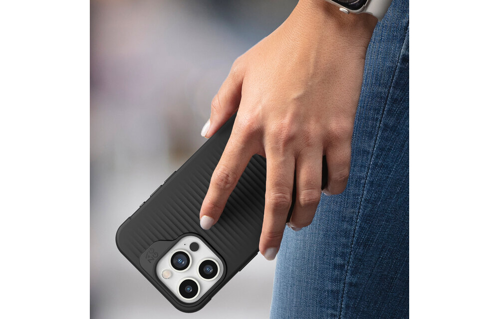 ZAGG Luxe Snap MagSafe Case for iPhone 15 Pro Max - Black