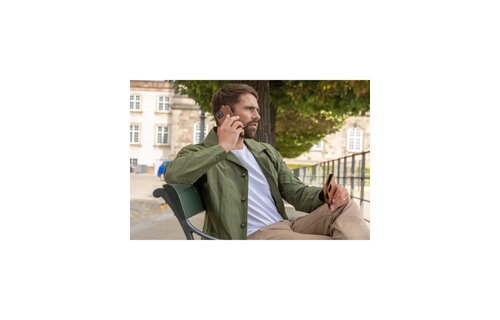 dbramante1928 Lynge 2-in-1 Handcrafted Leather Wallet Case for iPhone 15 Pro Max  - Tan