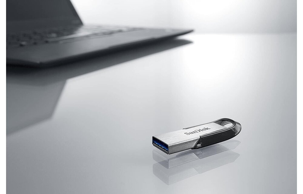SanDisk Ultra Flair USB 3.0 Flash Drive 512GB - Black