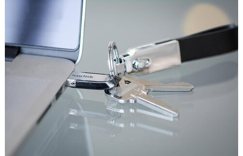 SanDisk Ultra Flair USB Flash Drive 150MB/s 512GB