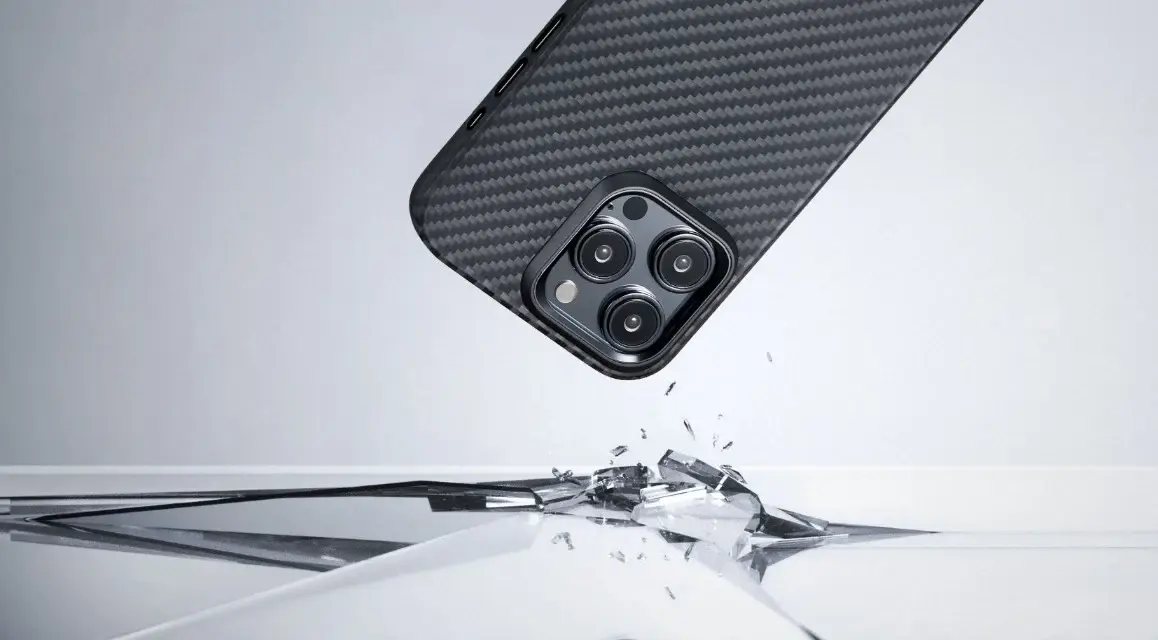 Pitaka MagEZ MagSafe Case Pro 4 for iPhone 15 Pro - 600D Black/Grey Twill