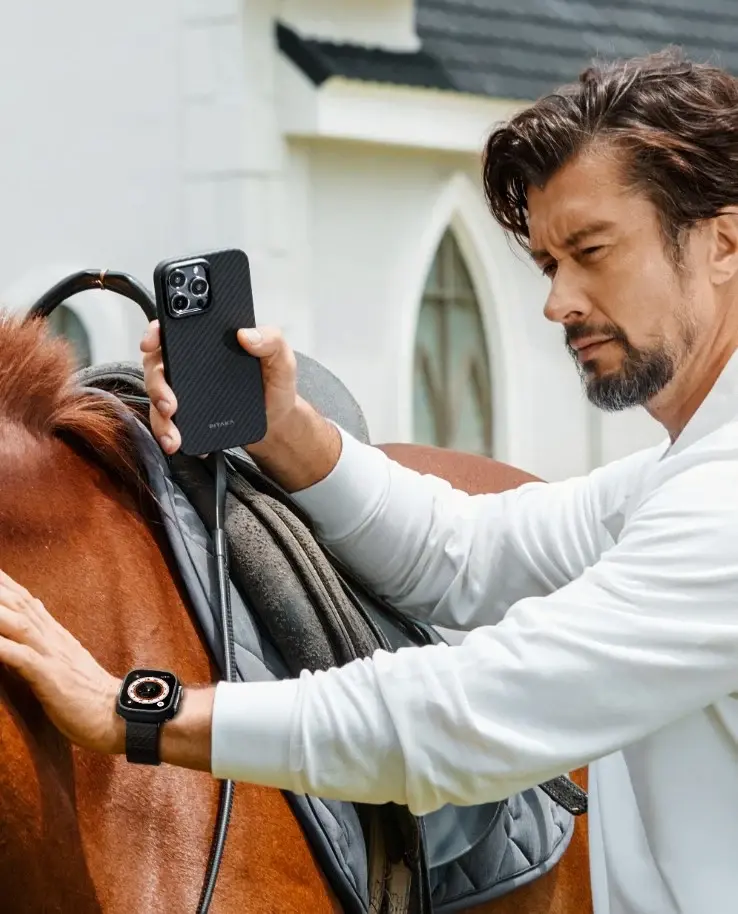 Pitaka MagEZ MagSafe Case Pro 4 for iPhone 15 Pro - 600D Black/Grey Twill