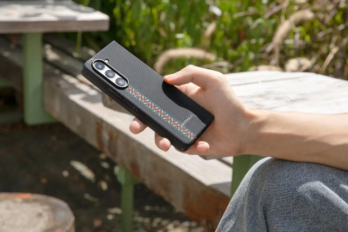 Pitaka Aramid Fiber Air Case for Samsung Galaxy Z Fold 5 - 600D Rhapsody