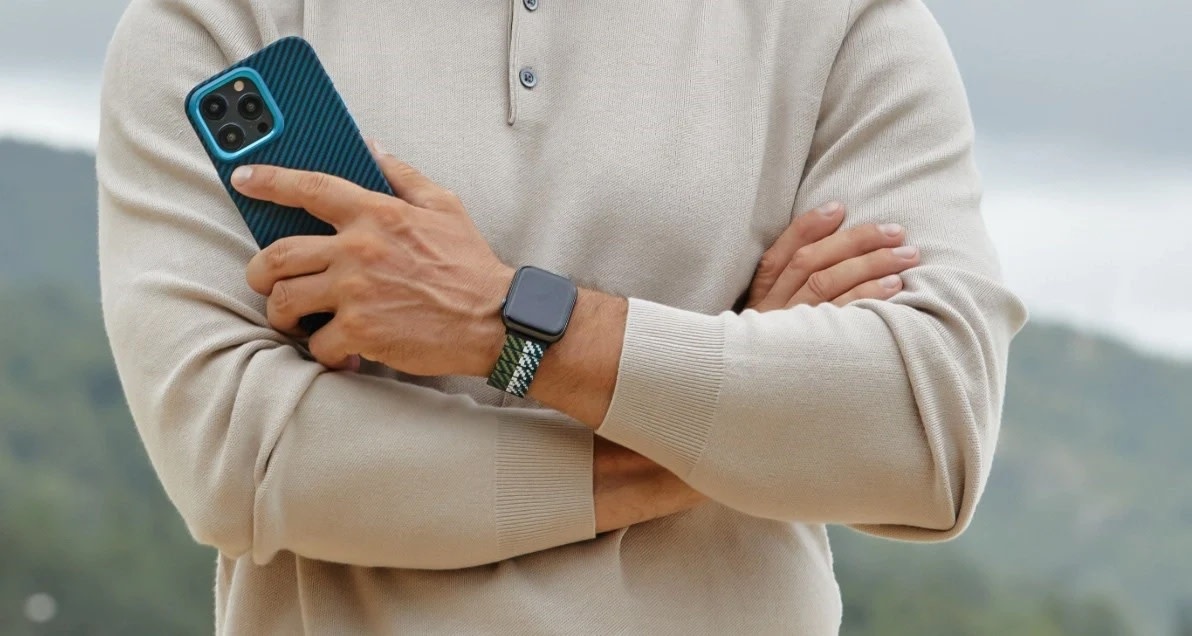 Pitaka Chroma Carbon Fiber Poetry Link Bracelet Band for Apple Watch Ultra 49mm & 42,44,45.46mm / 38,40,41.42mm - Wind