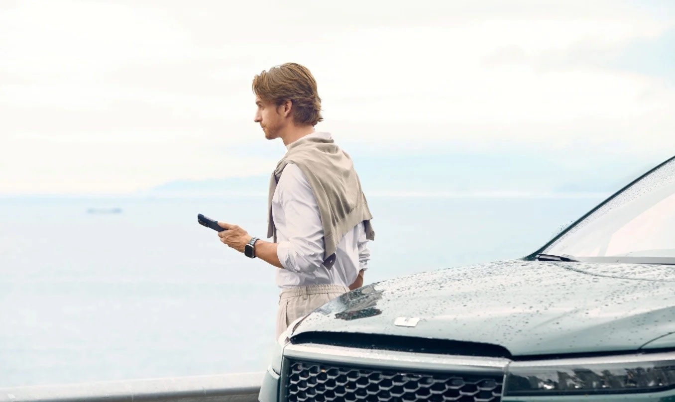 Pitaka MagEZ MagSafe Case 4 for iPhone 15 Pro - 1500D Milky Way Galaxy