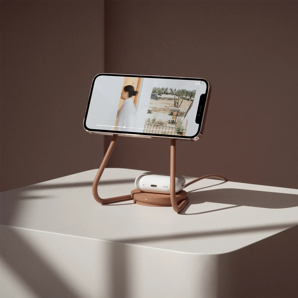 Courant MAG 2 Essentials Wireless MagSafe Charging Pad - Camel