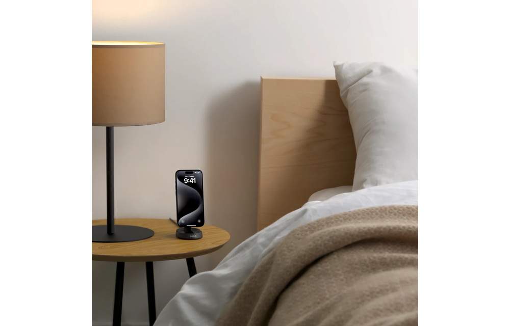 Belkin Boost Charge Pro Convertible MagSafe Wireless Charging Stand with Adapter - Black