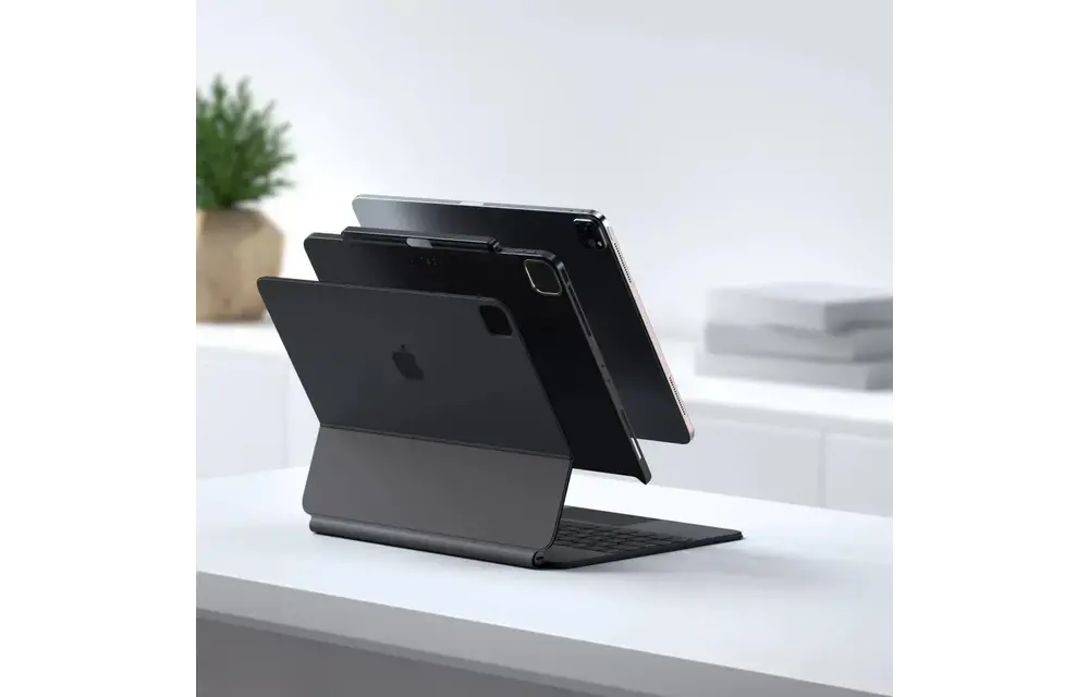 Satechi Vegan Leather Magnetic Case for iPad Pro 12.9" (3rd-6th gen) iPad Air 13" - Black