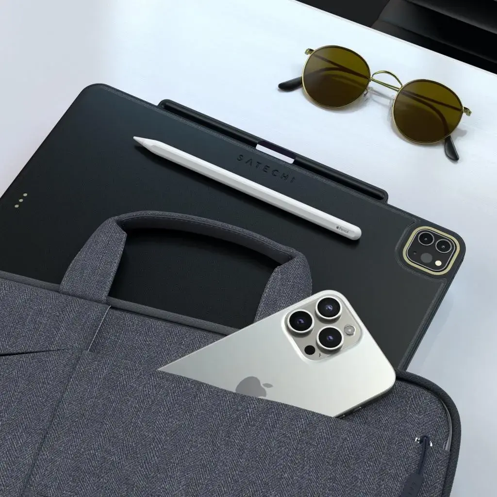 Satechi Vegan Leather Magnetic Case for iPad Pro 12.9" (3rd-6th gen) iPad Air 13" - Black