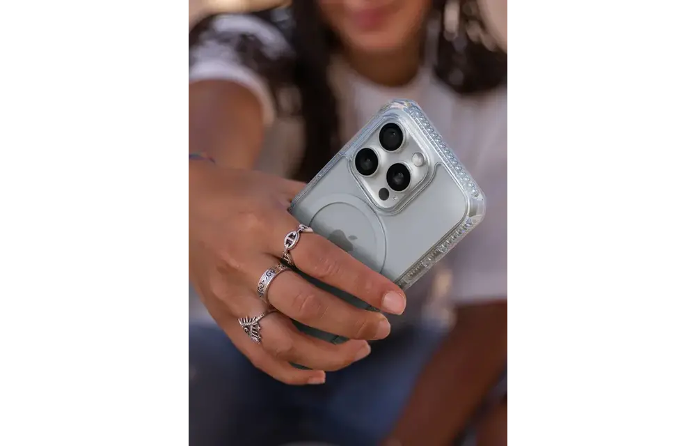 ITSKINS Hybrid R Clear MagSafe Case for iPhone 16 Pro - Transparent
