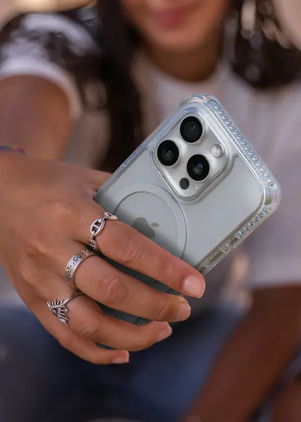 ITSKINS Hybrid R Clear MagSafe Case for iPhone 16 Pro - Transparent