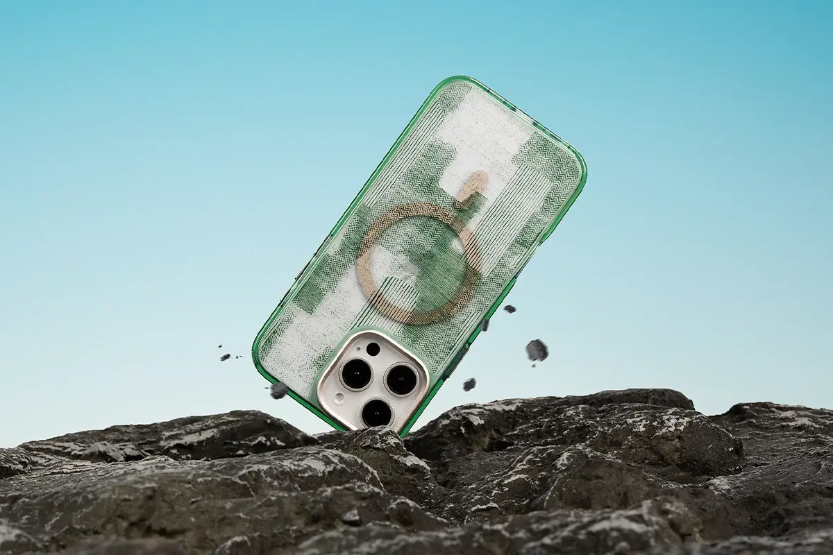 Moshi iGlaze MagSafe Case for iPhone 16 Pro Max - Sunlit Green