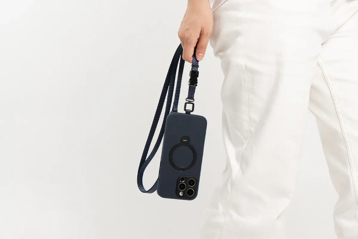 Moshi Kameleon MagSafe Case for iPhone 16 Pro - Midnight Blue