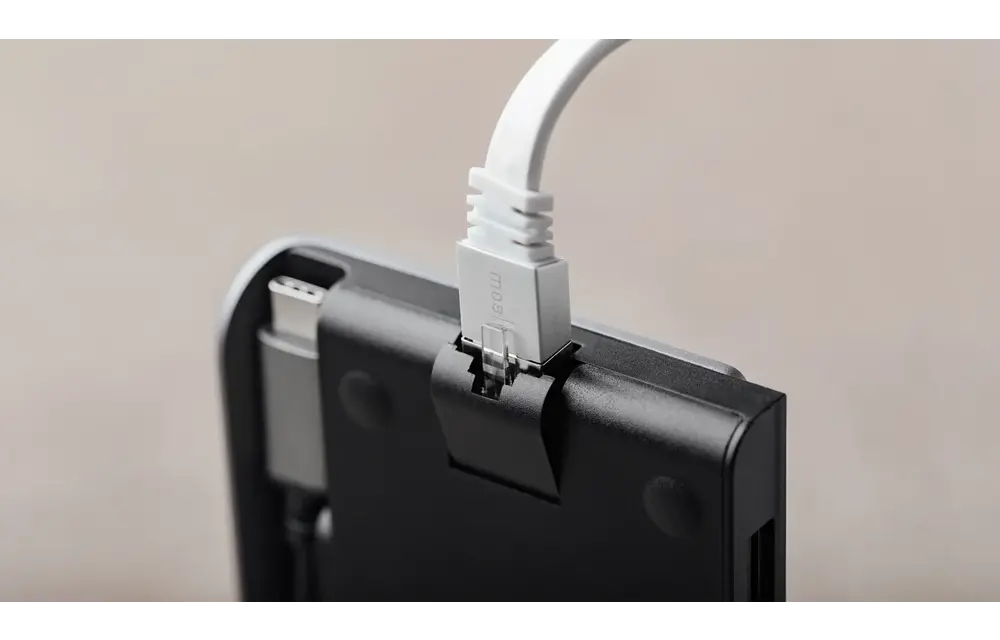 Moshi Symbus Mini 7-in-1 portable USB-C hub with Gigabit Ethernet port - Titanium Gray