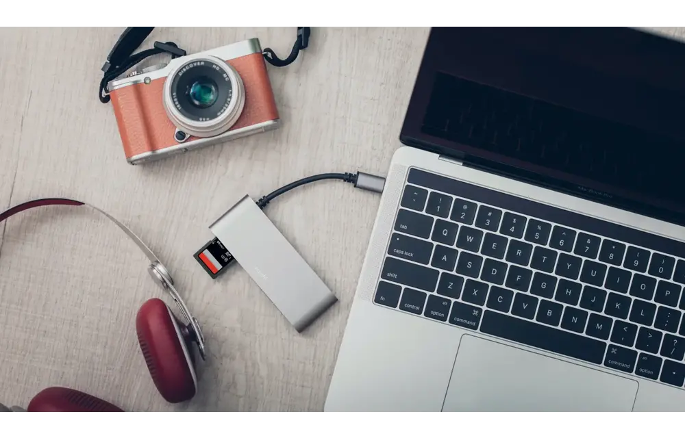 Moshi USB-C Multimedia Adapter - Titanium Gray