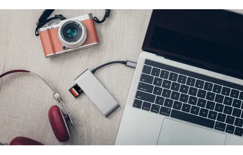 Moshi USB-C Multimedia Adapter - Titanium Gray