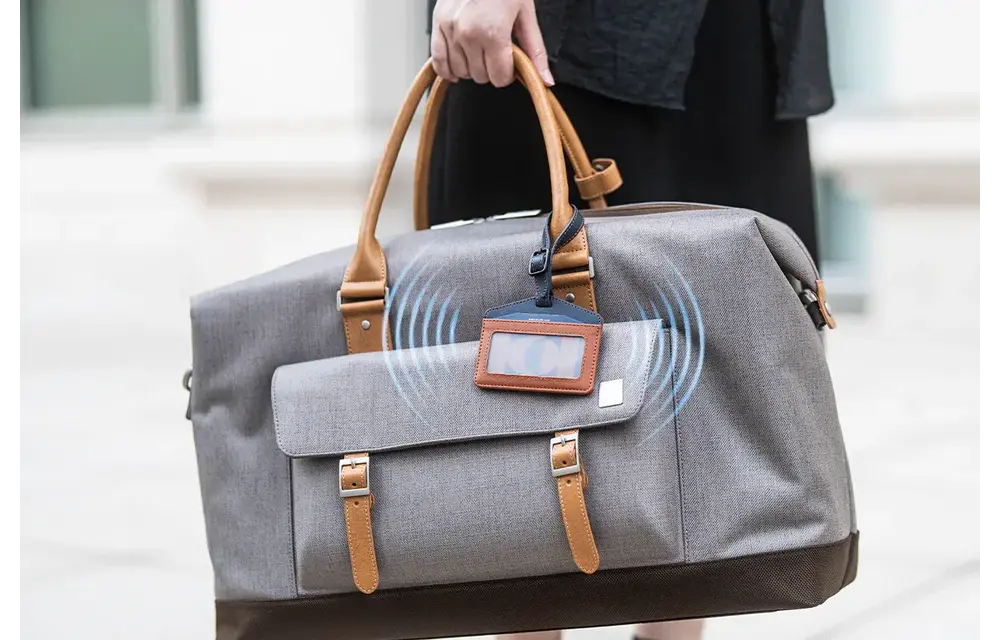 Moshi Luggage Finder Tag - Brown